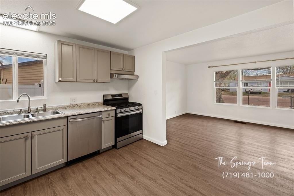1216 Pando Ave - Photo 6 of 25