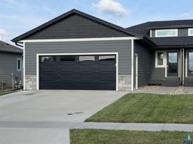 2607 E Sunburst Dr - Photo 1 of 1