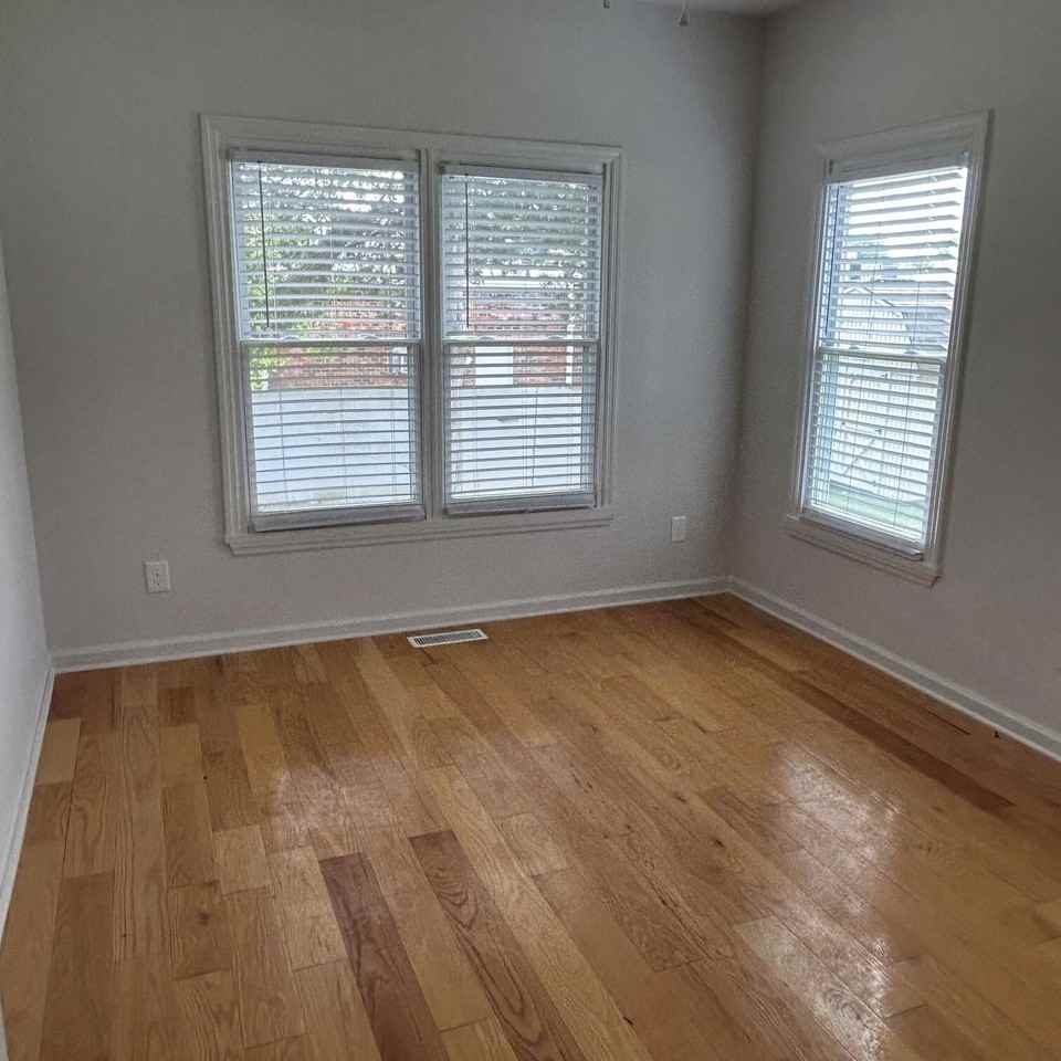 260 Grove Ave Nw - Photo 7 of 11