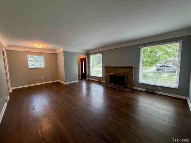 16928 Wetherby St - Photo 5 of 33