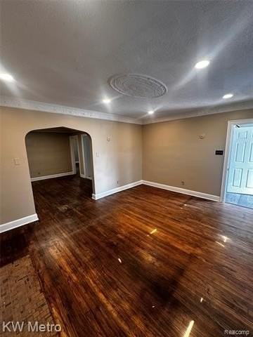17139 Roselawn St - Photo 6 of 10