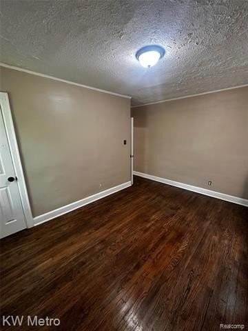 17139 Roselawn St - Photo 7 of 10