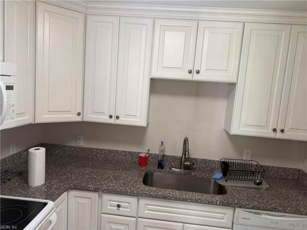 2524 E Little Creek Rd - Photo 4 of 12