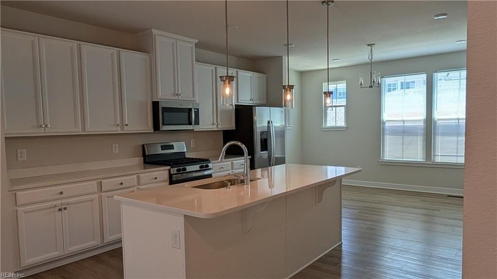 1233 Worden Way - Photo 2 of 19