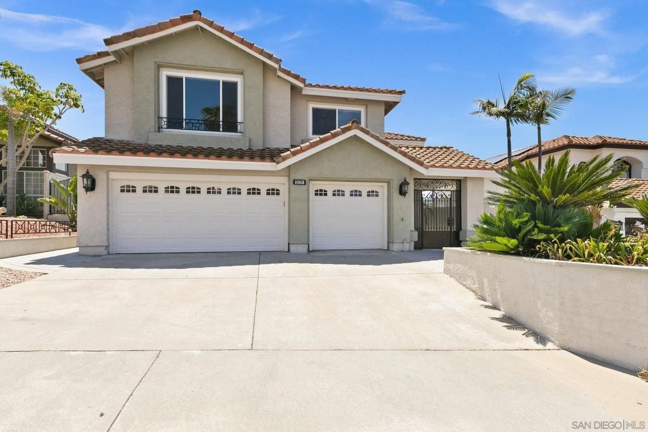 1068 Pacific Hill St - Photo 2 of 50