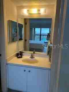 1001 Benjamin Franklin Dr #701 - Photo 7 of 27