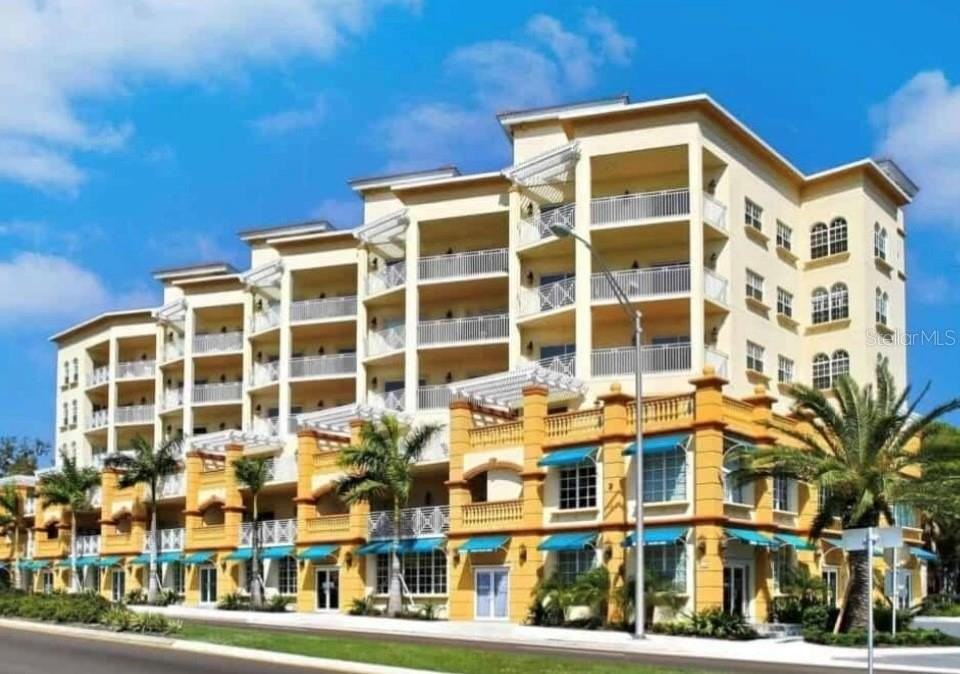 1188 N Tamiami Trl #403