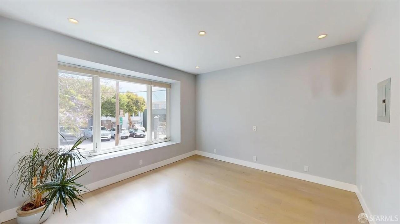 642 Mississippi St - Photo 3 of 31