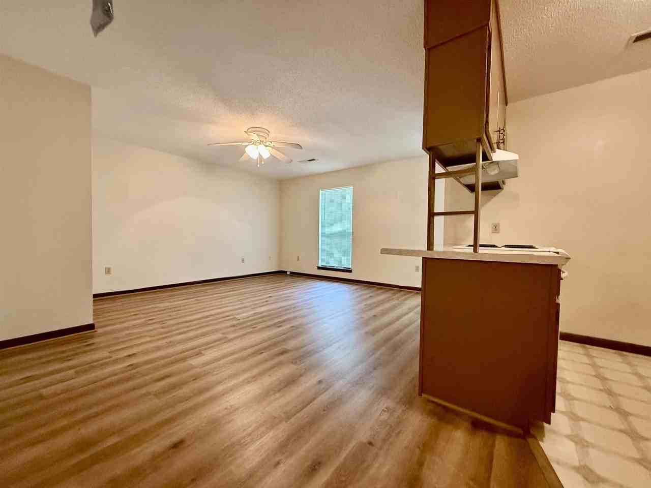1103 Main Ave Ne - Photo 6 of 19