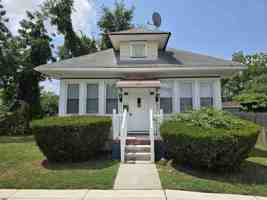 featured image of 429 Doughty Rd