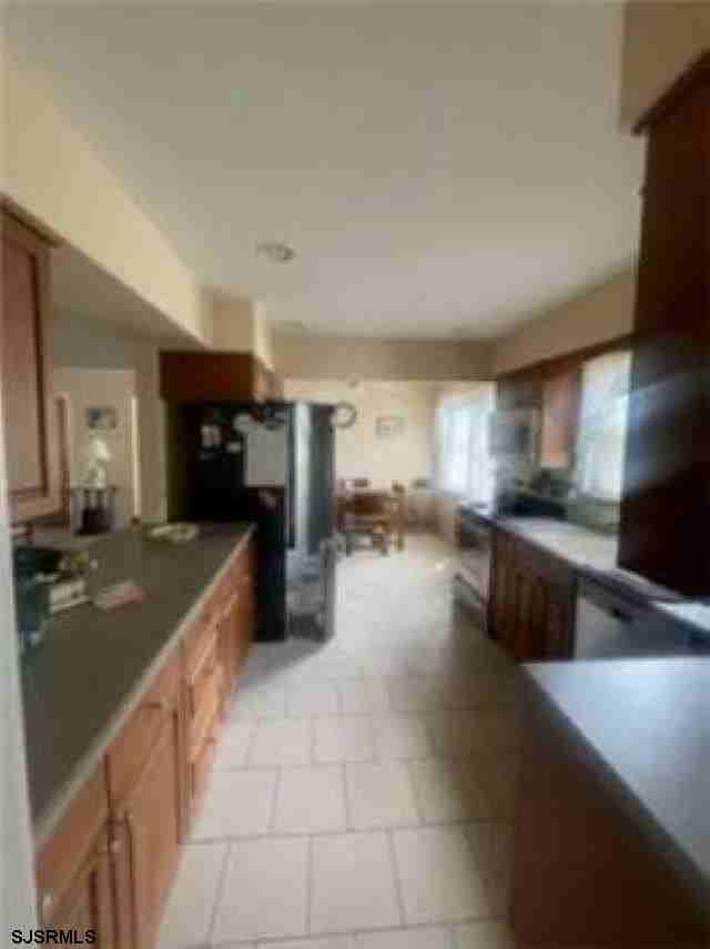 2105 W Brigantine Ave - Photo 3 of 8