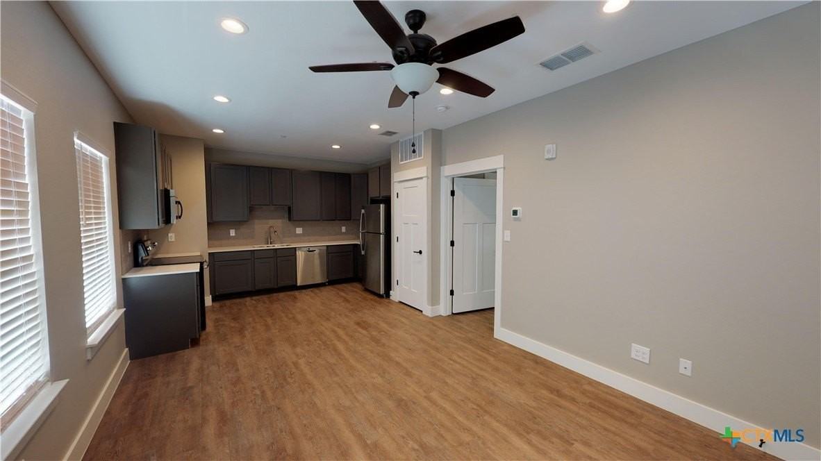311 Craddock Ave #102 - Photo 7 of 15