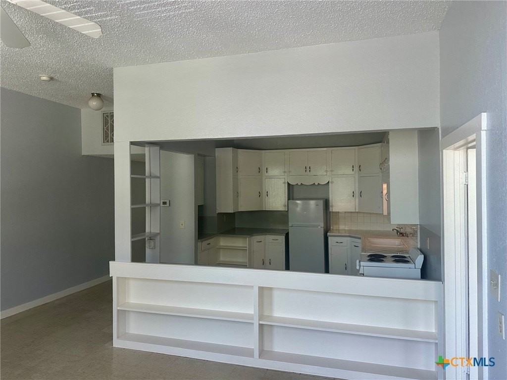 140 1/2 E San Antonio St #5 - Photo 5 of 19