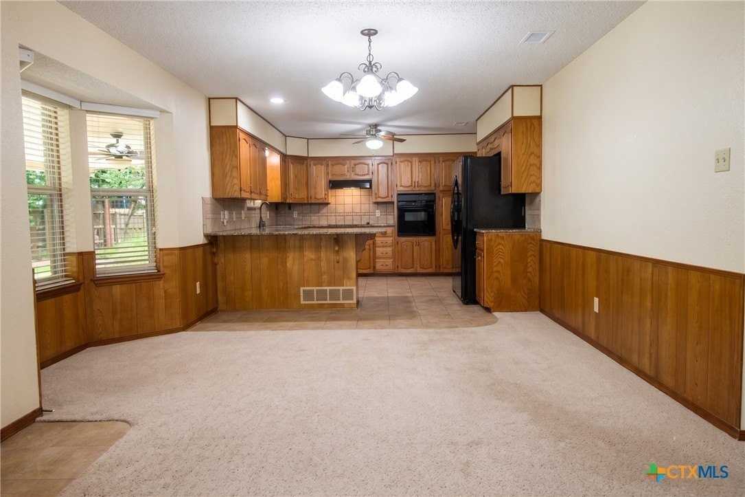 3007 Homer Cir - Photo 4 of 12
