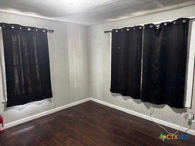 518 Newton Ave - Photo 2 of 14