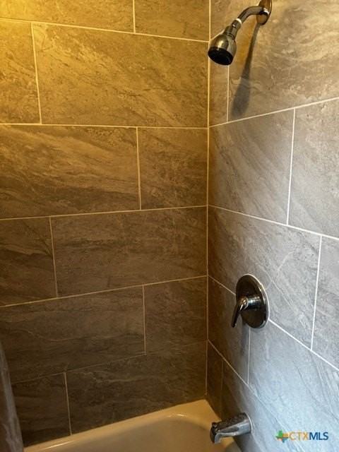 518 Newton Ave - Photo 4 of 14