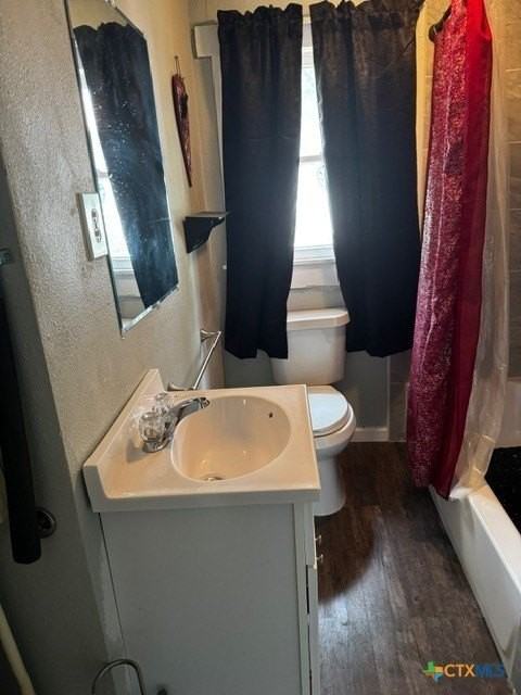 518 Newton Ave - Photo 5 of 14