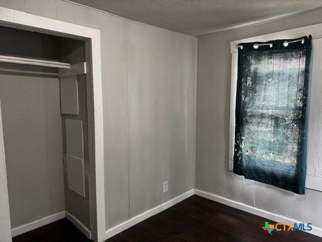 518 Newton Ave - Photo 7 of 14