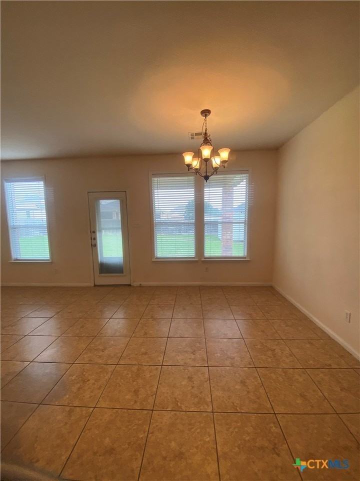 6111 Graphite Dr - Photo 4 of 45