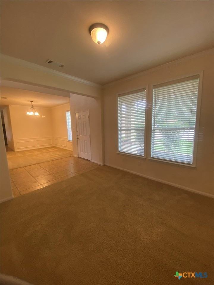 6111 Graphite Dr - Photo 7 of 45