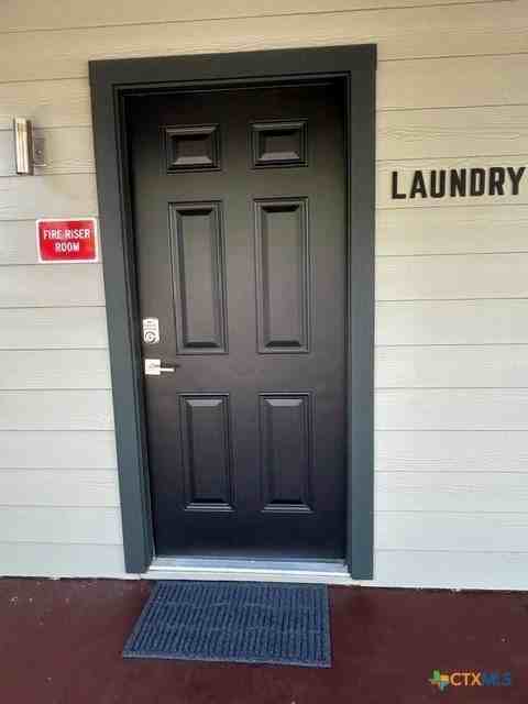 1037 W Court St #MAIN - Photo 6 of 20