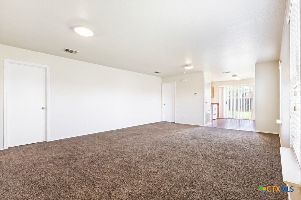 9719 Crescent Moon - Photo 5 of 24