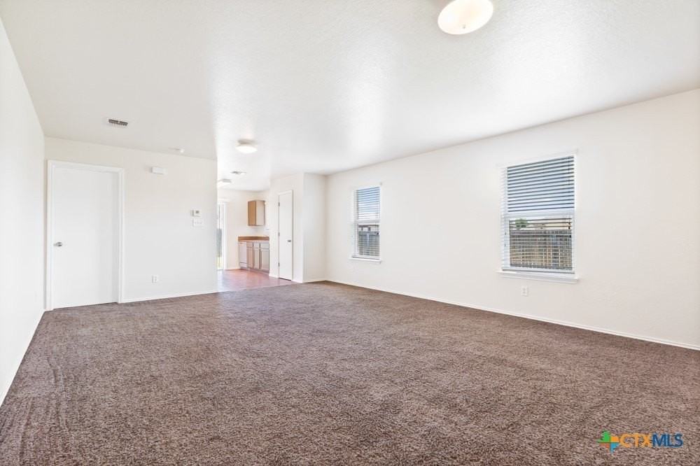 9719 Crescent Moon - Photo 7 of 24