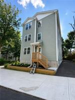 featured image of 134 Florence St #1