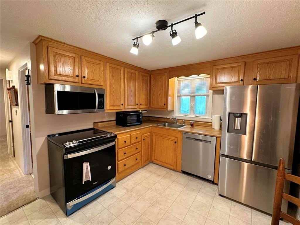 112 Keystone Dr - Photo 6 of 15