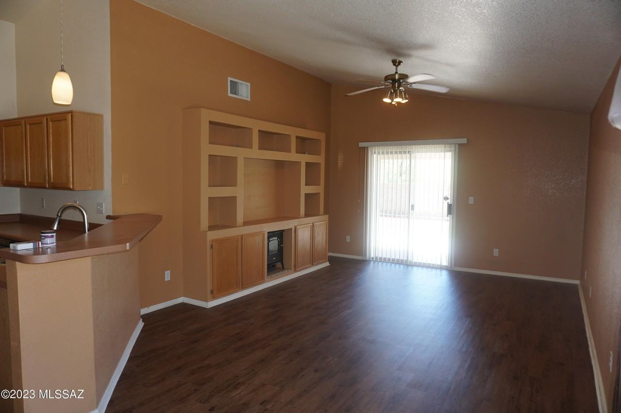 2379 S Saint Pablo Dr - Photo 5 of 16