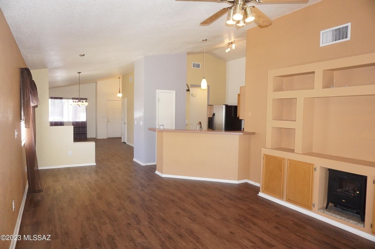 2379 S Saint Pablo Dr - Photo 6 of 16