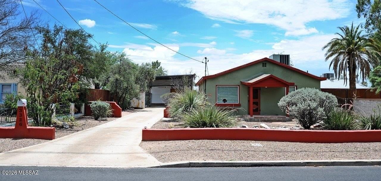 3326 E Elida St - Photo 2 of 34