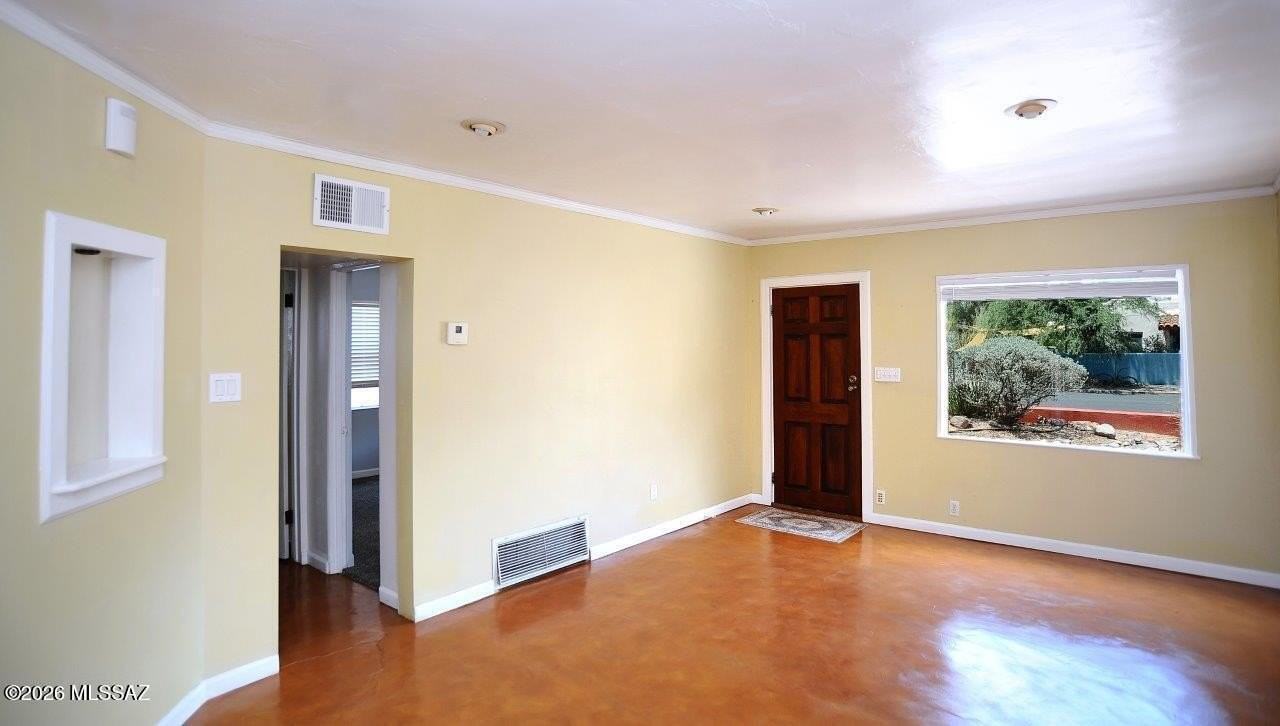 3326 E Elida St - Photo 7 of 34