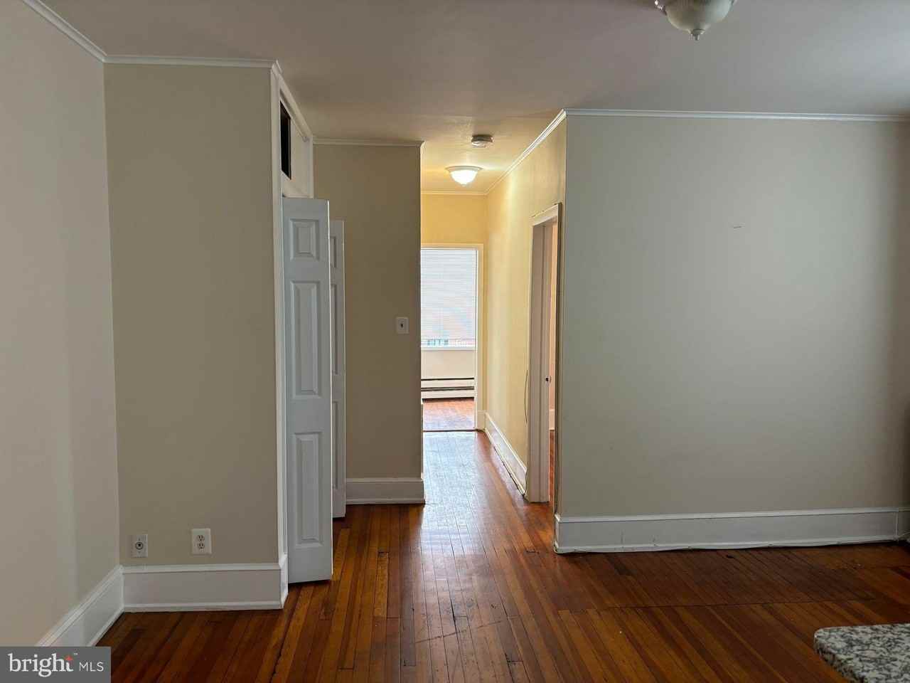 2121 N St Nw #6 - Photo 3 of 5