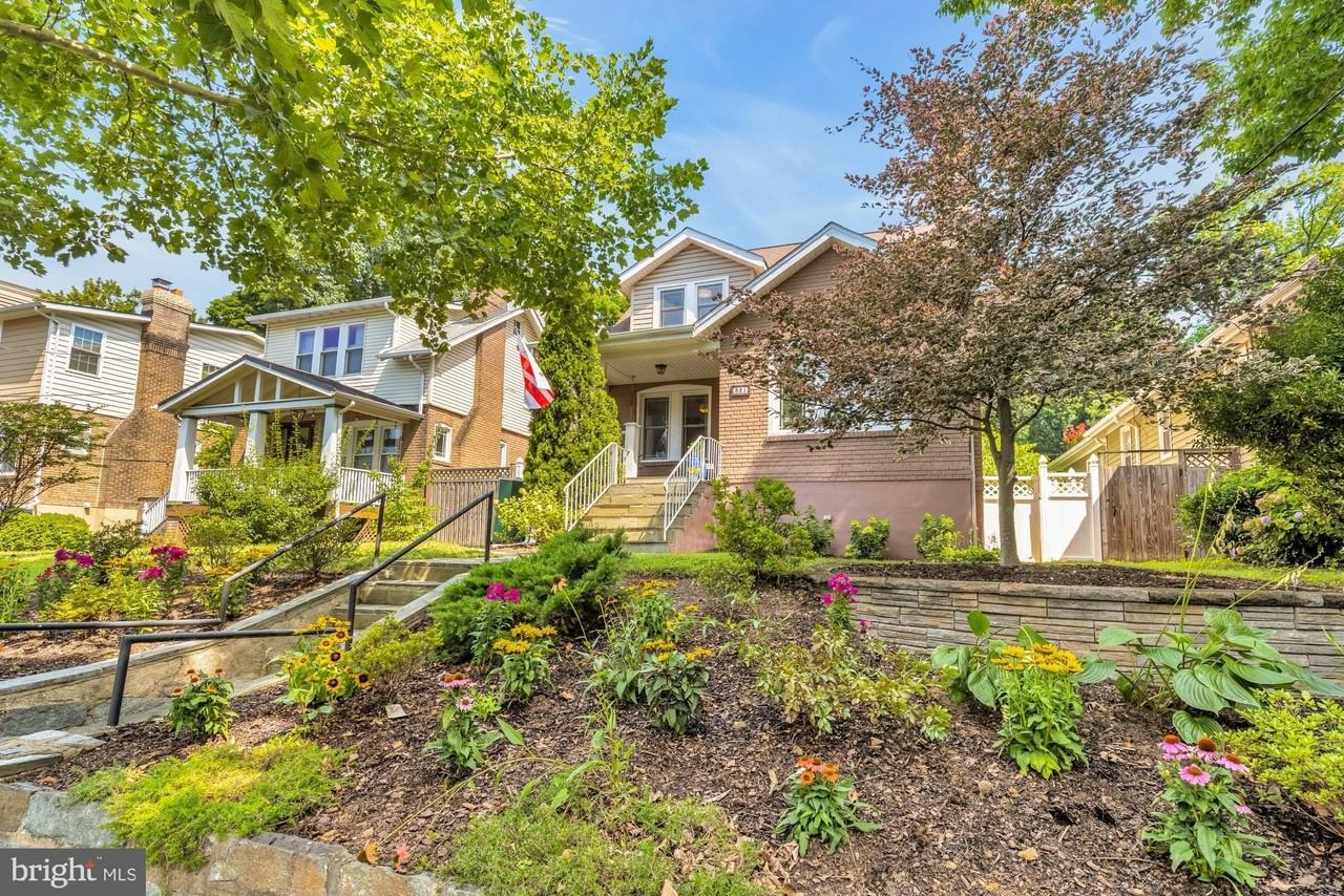 821 Elder St Nw - Photo 2 of 50