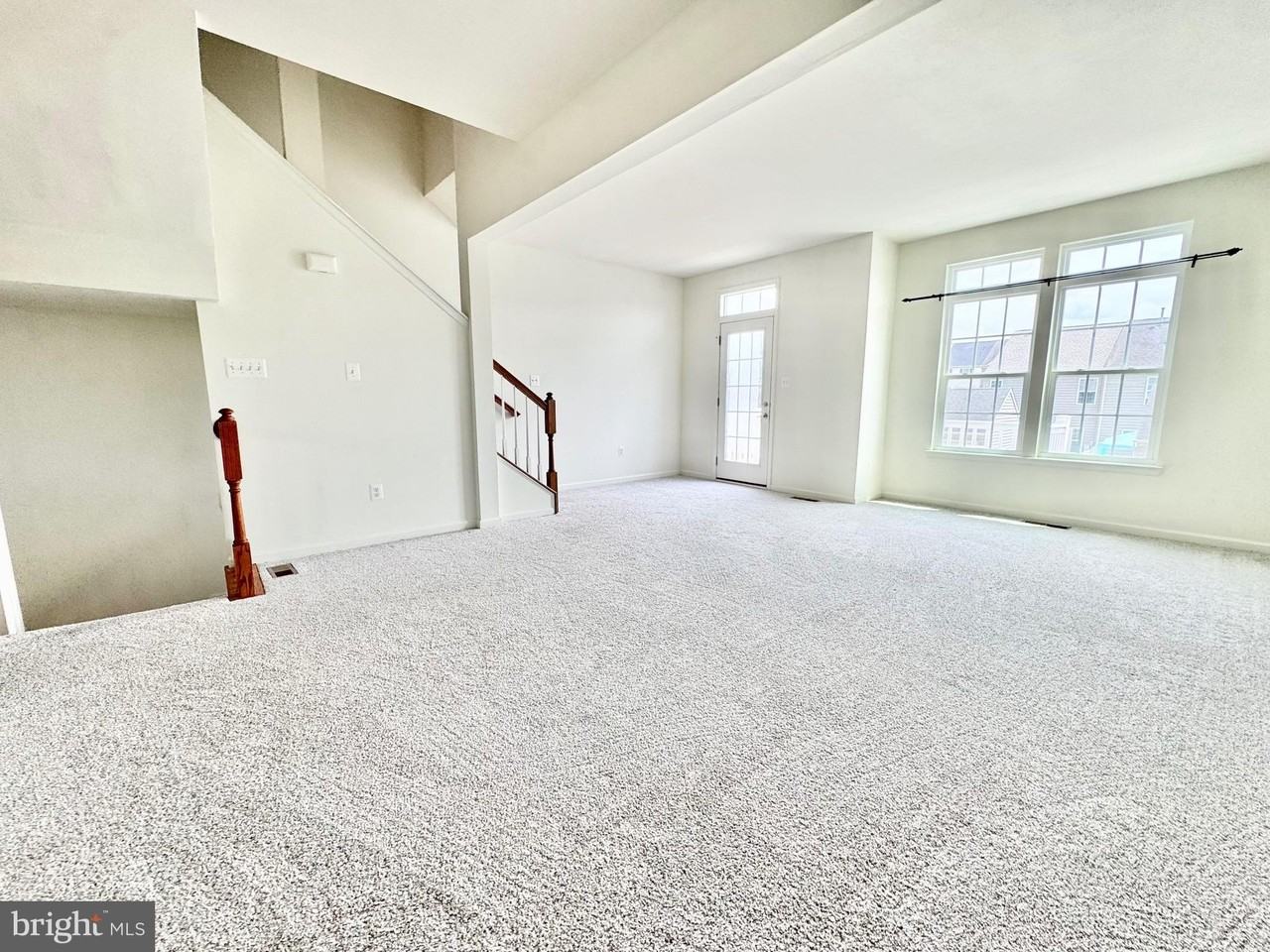412 S Greenberry Ln - Photo 5 of 23