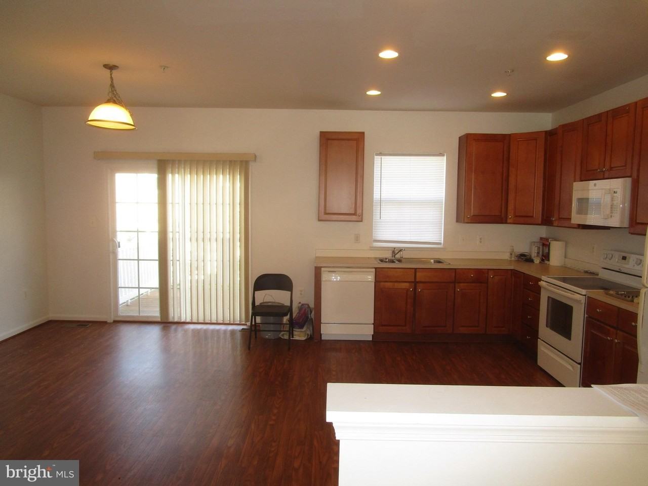 3518 Fisher Hill Rd - Photo 4 of 16