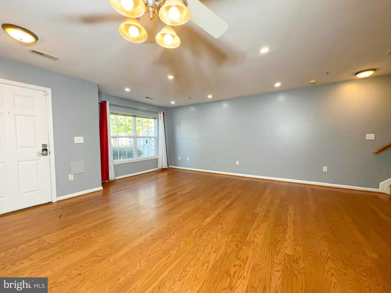 1632 Briarview Ct #50 - Photo 3 of 25