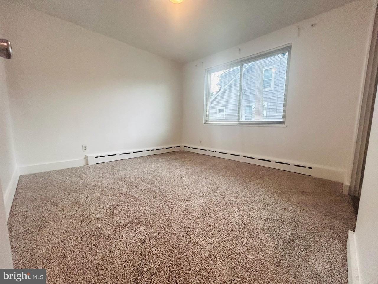 2919-APT F ALVARADO SQUARE #F - Photo 5 of 10