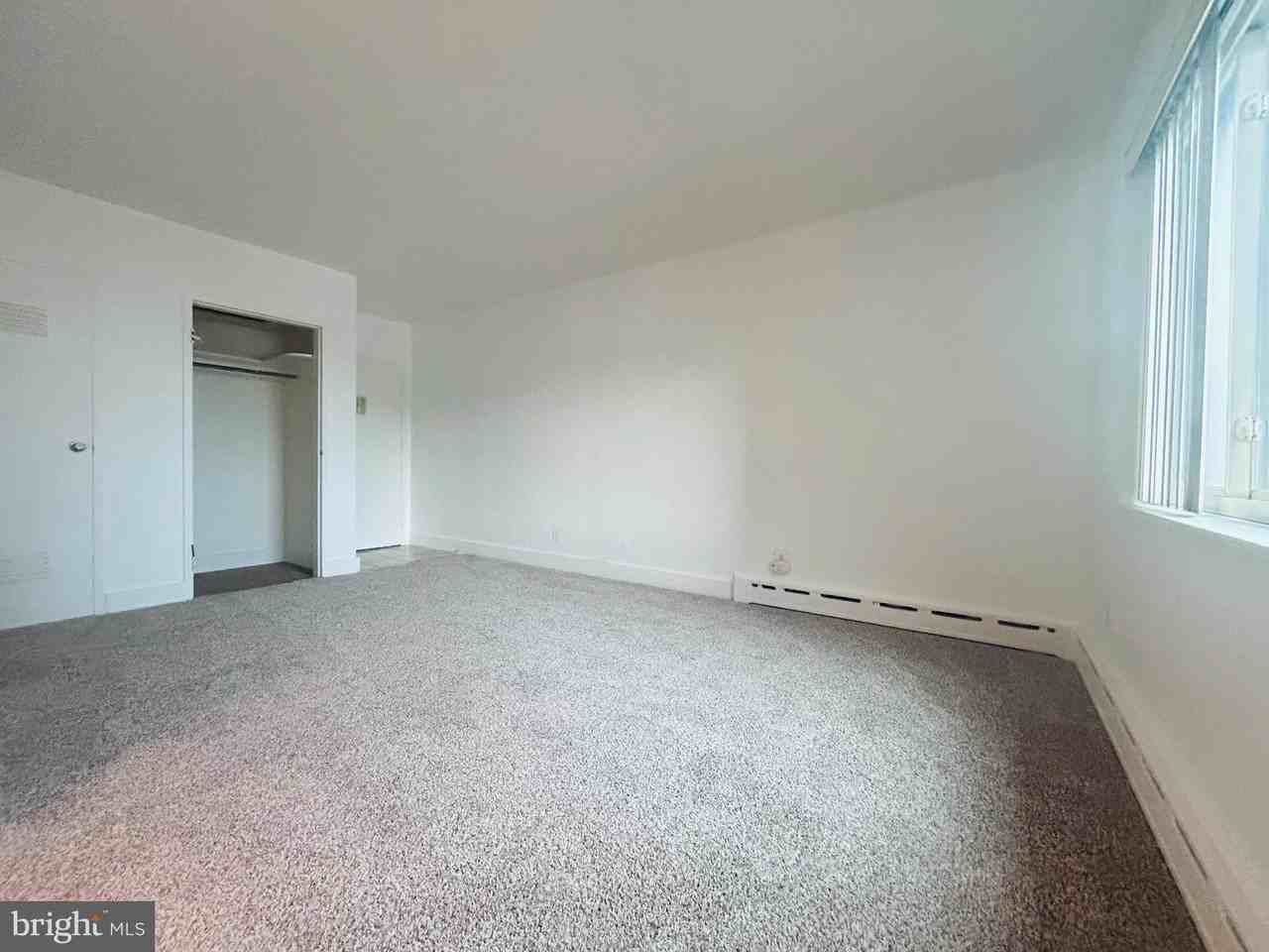 2919-APT F ALVARADO SQUARE #F - Photo 6 of 10