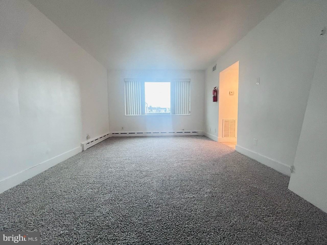 2919-APT F ALVARADO SQUARE #F - Photo 7 of 10