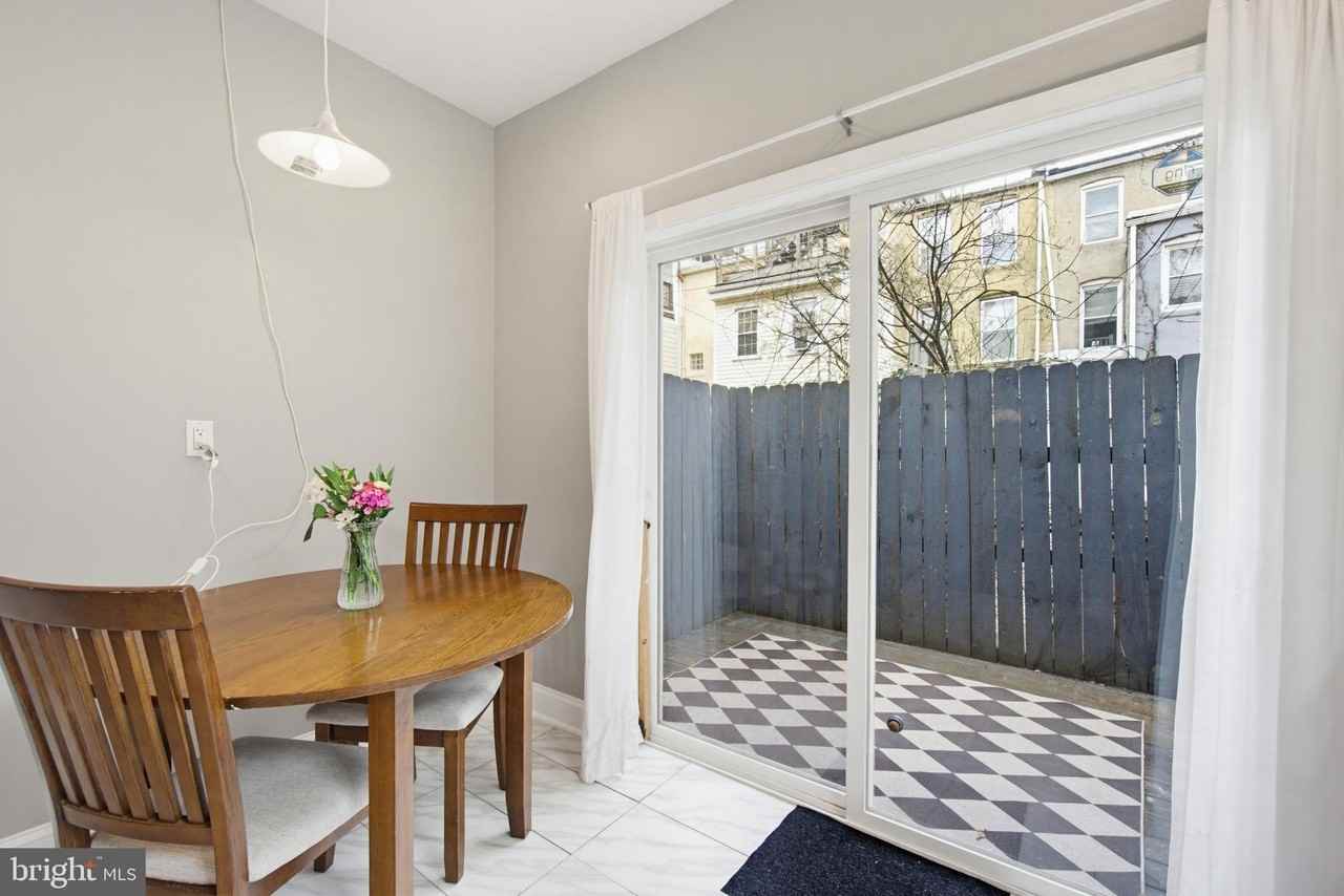 1429 Olive St - Photo 7 of 23