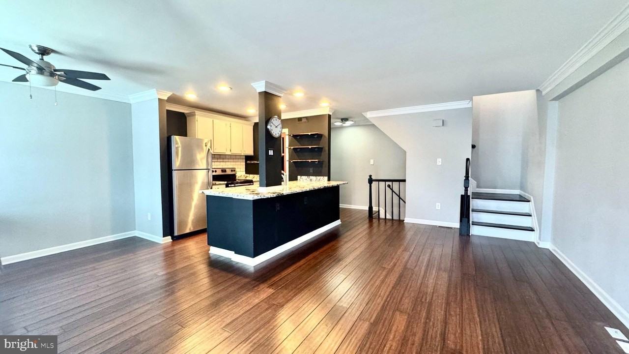 15402 Manor House Ter - Photo 3 of 30