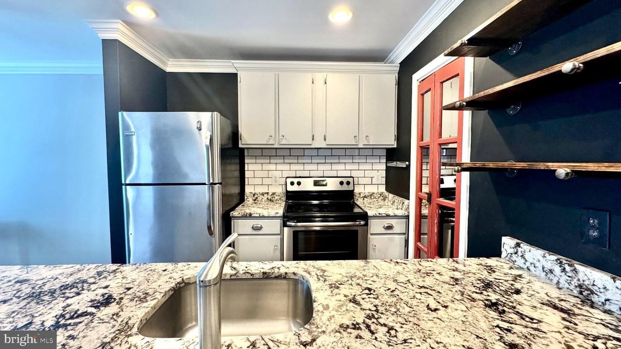 15402 Manor House Ter - Photo 7 of 30