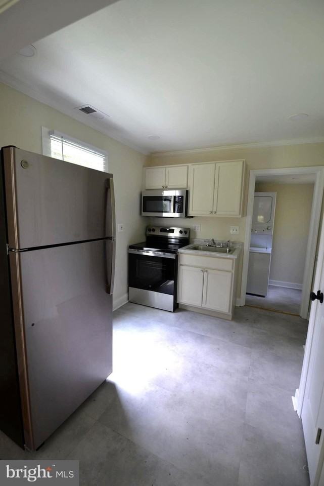 600 Perrys Corner Rd - Photo 2 of 9