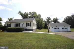 featured image of 12113 Walnut Point Rd