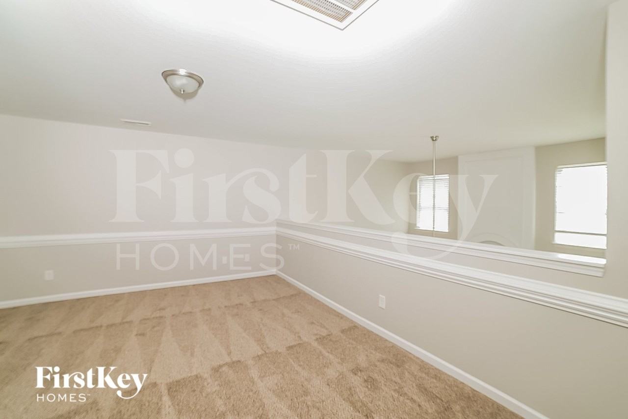 121 Fining Ct - Photo 6 of 15