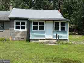4001 N Lakeshore Dr - Photo 1 of 1
