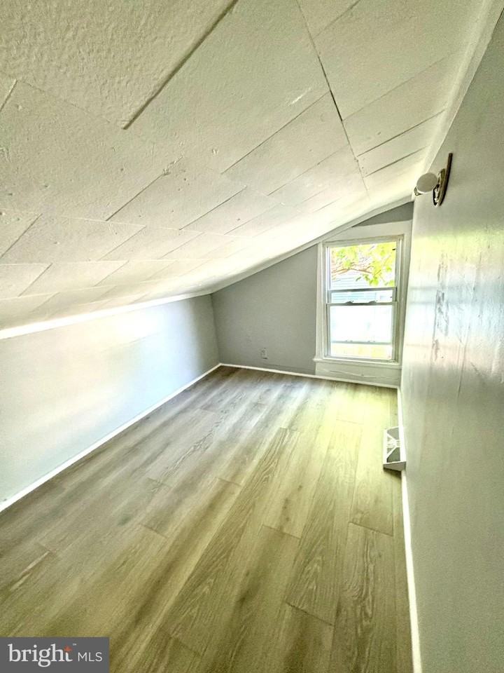 137 E High St #B - Photo 6 of 9