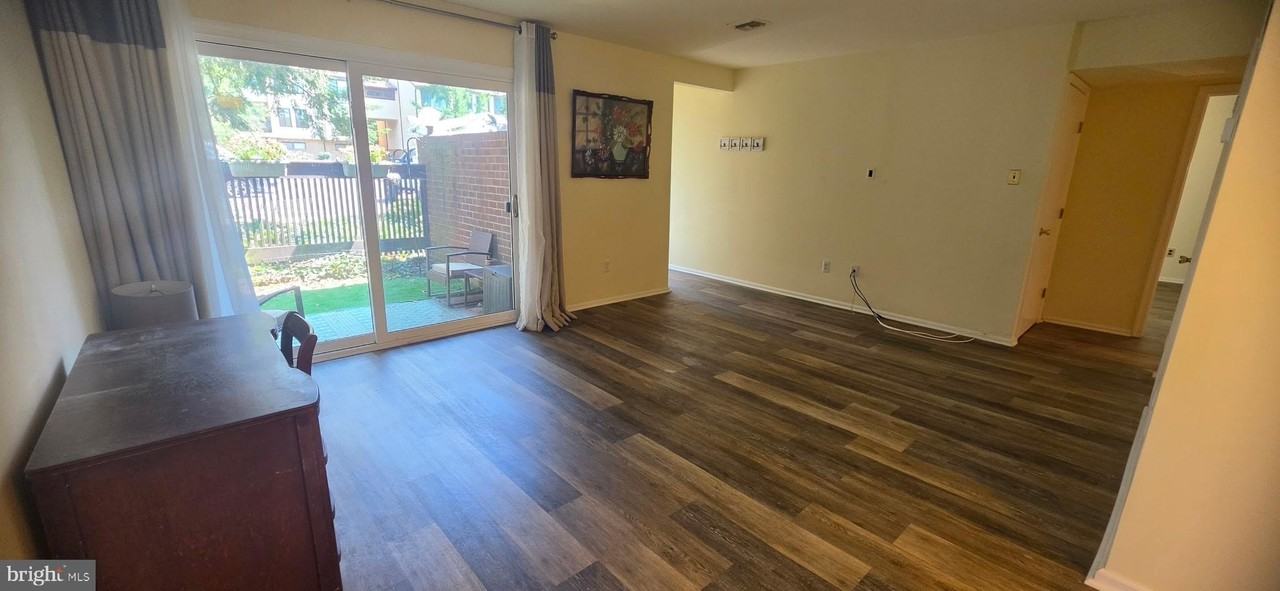 1-4 Aspen Way - Photo 2 of 17